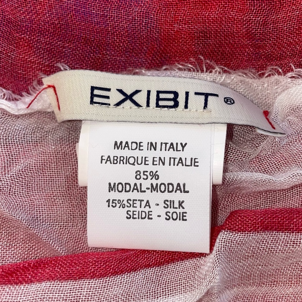 Exibit Scarf - Picture 5 of 6
